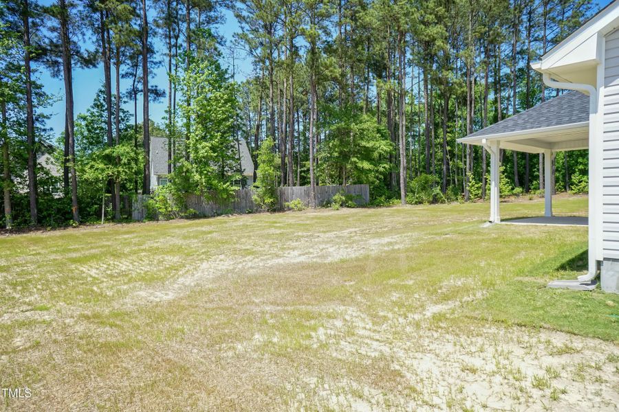 Exterior details and patio area of a home in Hadley Acres, La Grange (Image 3).