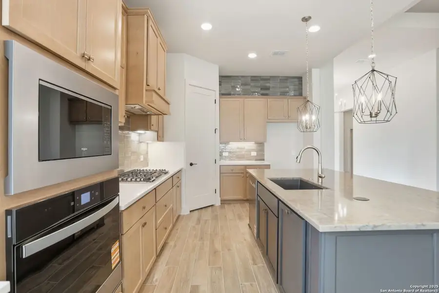 Furnished interior view inside a new home in Kinder Ranch 70's, San Antonio (Image 8). Furnished interior view inside a new home in Kinder Ranch 70's, San Antonio (Image 8).