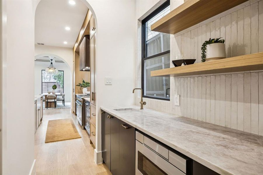 Furnished interior view inside a new home in , Dallas (Image 29).