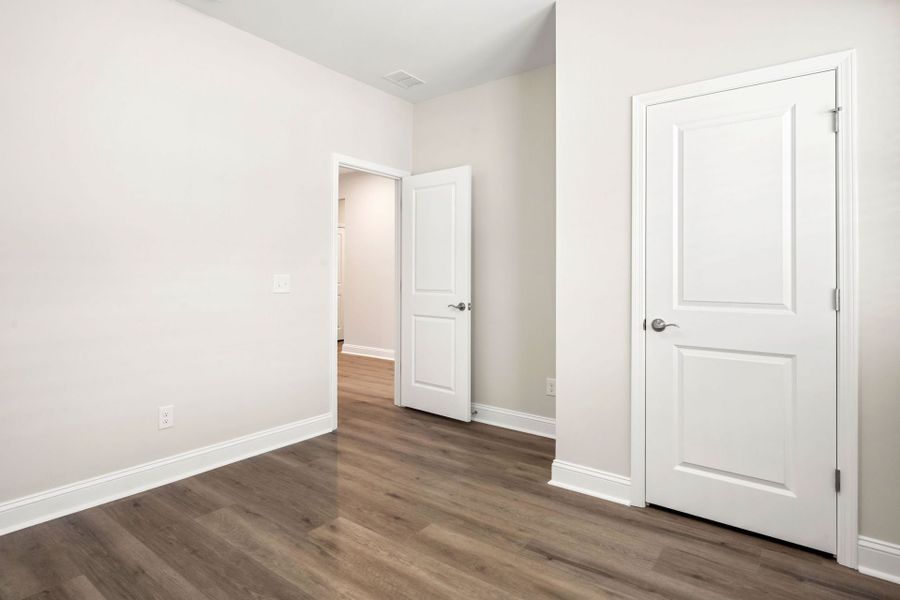 Spacious, unfurnished interior of a new home in Salem Bay, Beaufort (Image 30).