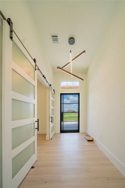 Spacious, unfurnished interior of a new home in , Hockley (Image 28).