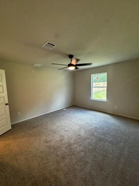 Spacious, unfurnished interior of a new home in Townsend Reserve, Splendora (Image 25).