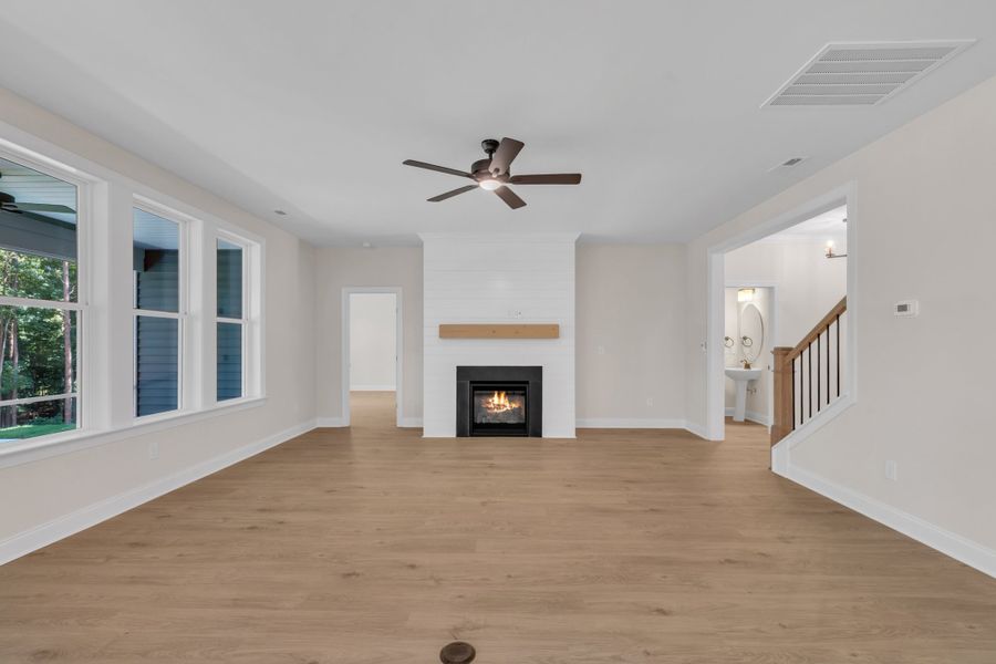 Representative unfurnished interior of a home built from the The Bradley by RobuckHomes in Baylee Ridge, Selma (Image 136). Representative unfurnished interior of a home built from the The Bradley by RobuckHomes in Baylee Ridge, Selma (Image 136).