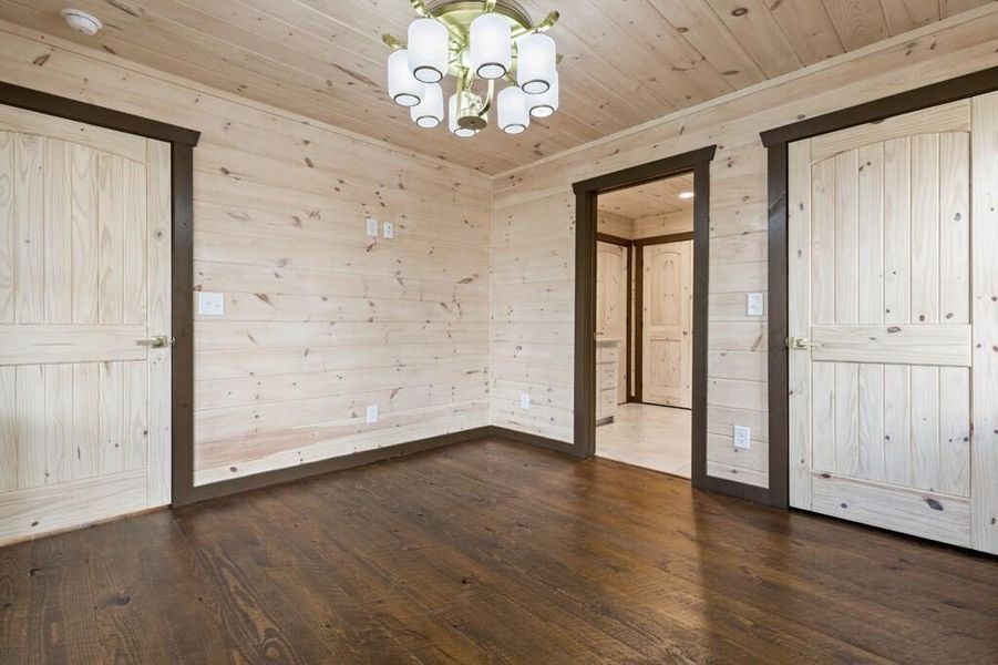 Spacious, unfurnished interior of a new home in , Blue Ridge (Image 24).