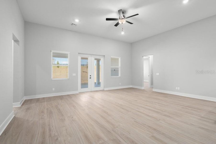 Spacious, unfurnished interior of a new home in , Fruitland Park (Image 32). Spacious, unfurnished interior of a new home in , Fruitland Park (Image 32).
