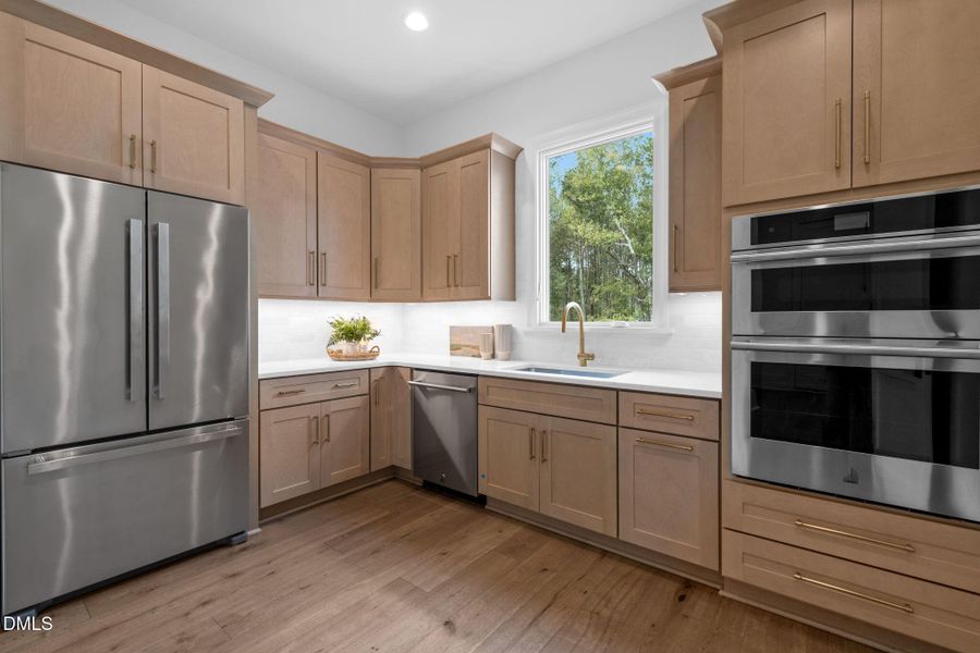 35-web-or-mls-untitled-20 (2) 35-web-or-mls-untitled-20 (2)