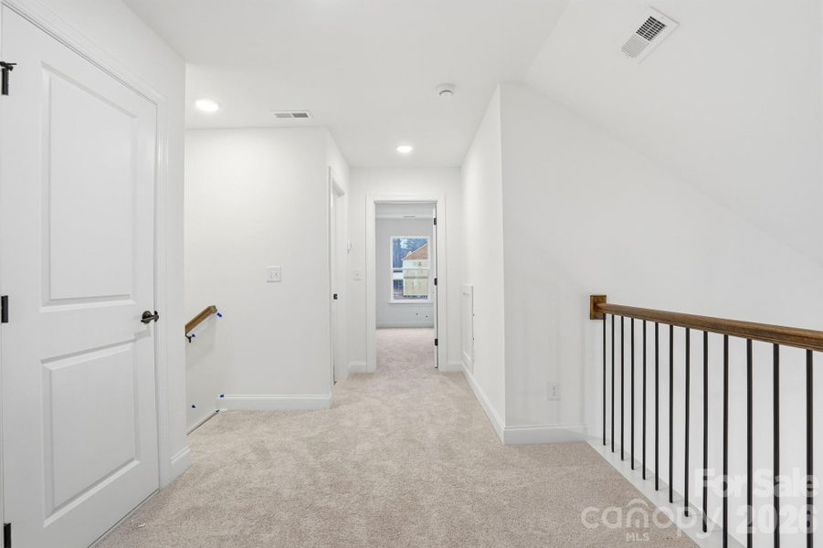 Spacious, unfurnished interior of a new home in Rone Creek, Waxhaw (Image 25). Spacious, unfurnished interior of a new home in Rone Creek, Waxhaw (Image 25).