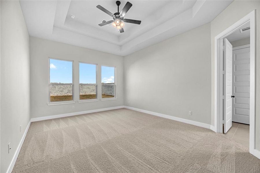 Spacious, unfurnished interior of a new home in Austin Point, Richmond (Image 18).