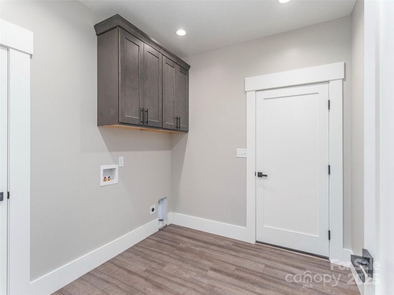 Image 31 of a home in . Image 31 of a home in .