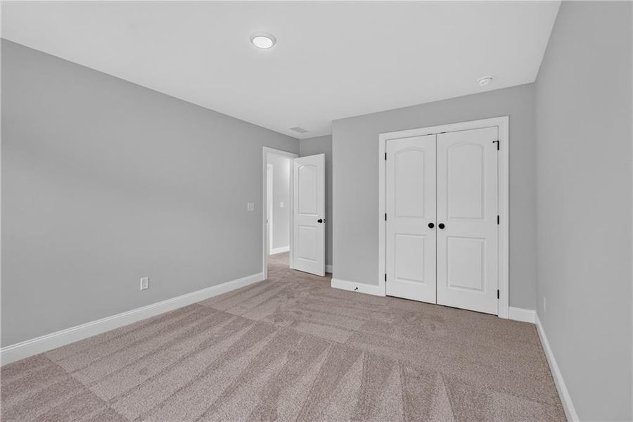Spacious, unfurnished interior of a new home in Villas at Dawsonville, Dawsonville (Image 43).