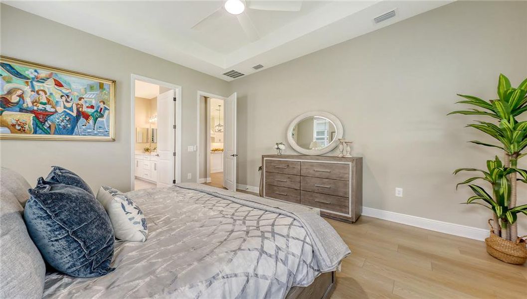 Furnished interior view inside a new home in , Venice (Image 44).