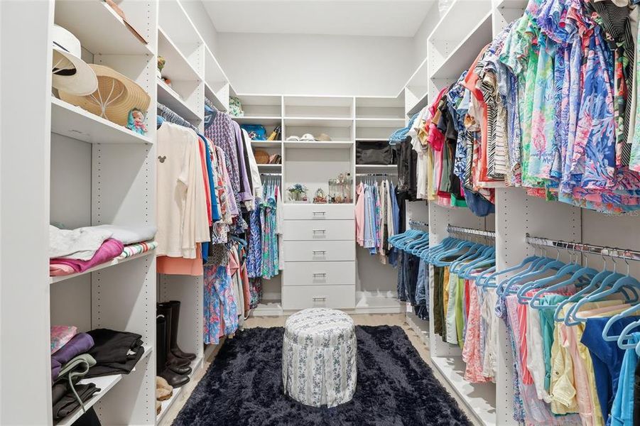 Furnished interior view inside a new home in , Lakewood Ranch (Image 33).