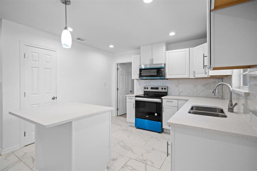 Furnished interior view inside a new home in , Dallas (Image 4). Furnished interior view inside a new home in , Dallas (Image 4).