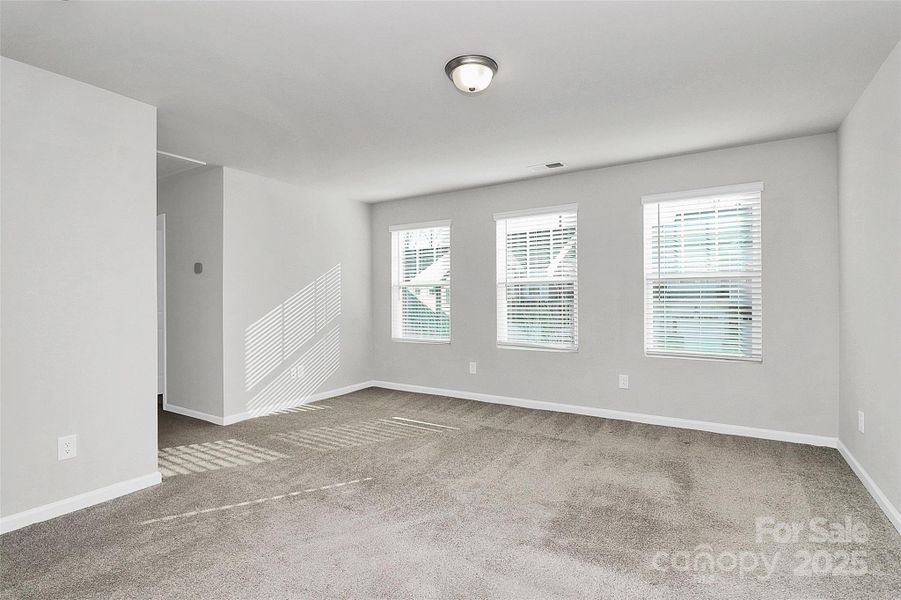 Spacious, unfurnished interior of a new home in Somerset, Fort Mill (Image 30). Spacious, unfurnished interior of a new home in Somerset, Fort Mill (Image 30).