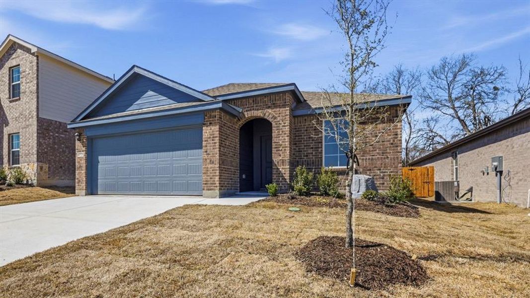 Front exterior of a new home in Sweetwater Springs, Sherman, TX, highlighting curb appeal (Image 24).