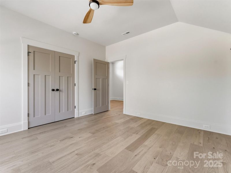 Spacious, unfurnished interior of a new home in , Brevard (Image 25).