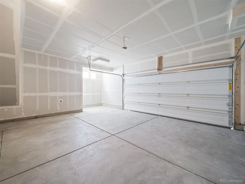 Image 31 of a home in Thompson River Ranch.