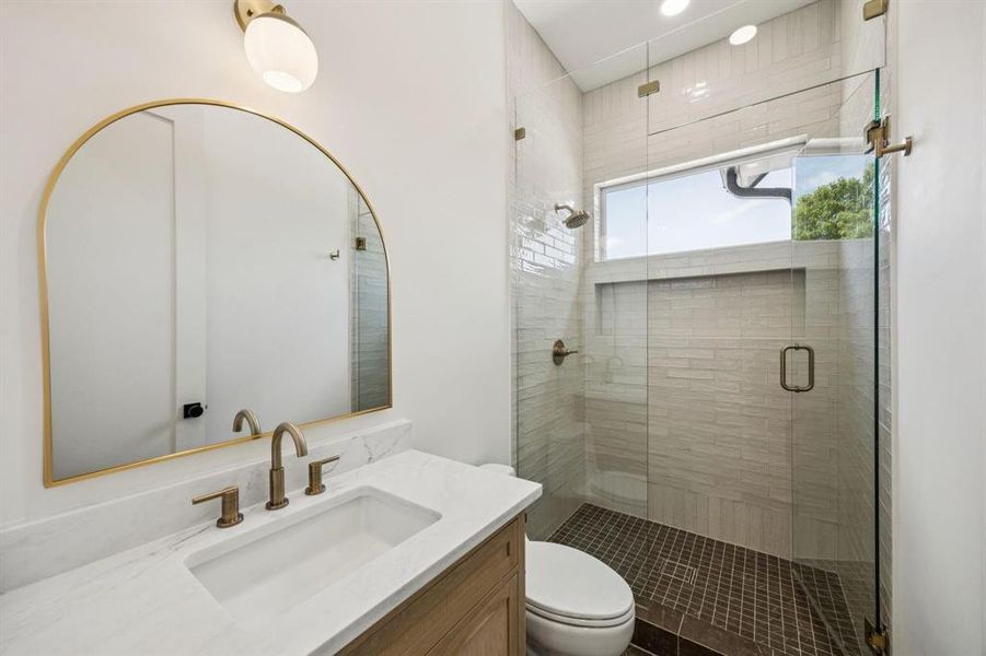 Furnished interior view inside a new home in , Dallas (Image 26).