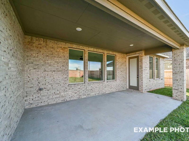 Exterior details and patio area of a home in Sierra Vista, Rosharon (Image 24). Exterior details and patio area of a home in Sierra Vista, Rosharon (Image 24).