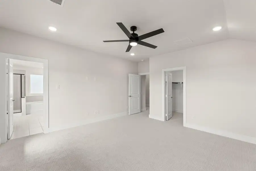 19. 3136 Lenton - Primary (2)