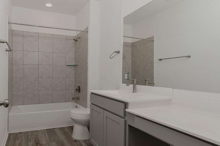 Furnished interior view inside a new home in Mavera, Conroe (Image 9).