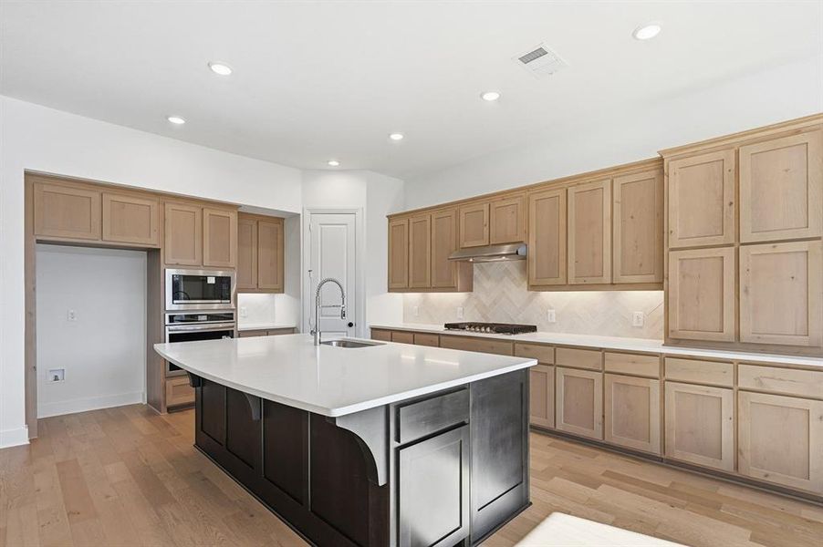 Furnished interior view inside a new home in Sonoma Verde, McLendon-Chisholm (Image 6).