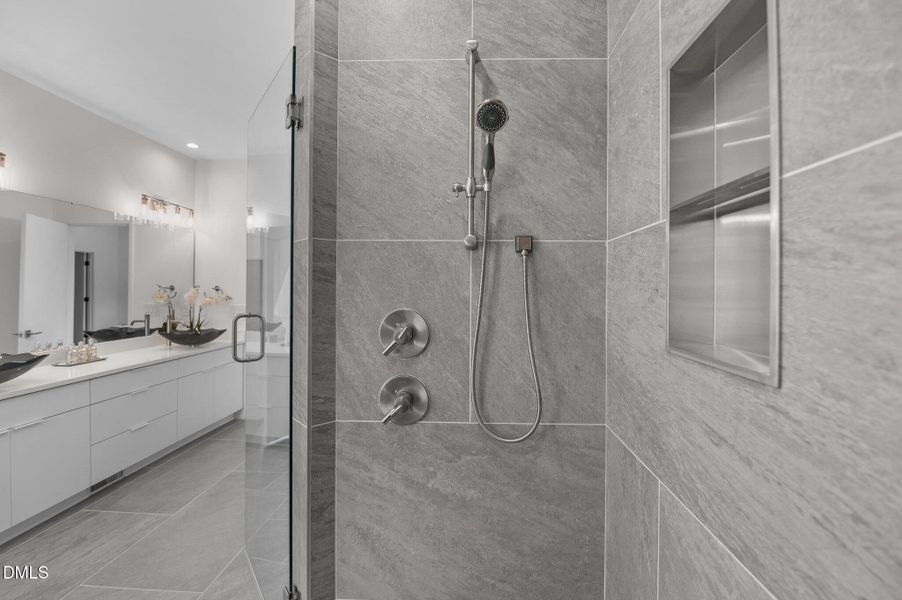 65-web-or-mls-DSC_3016 65-web-or-mls-DSC_3016