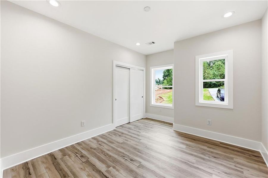 Spacious, unfurnished interior of a new home in , Clermont (Image 59). Spacious, unfurnished interior of a new home in , Clermont (Image 59).