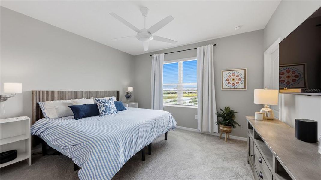 Furnished interior view inside a new home in , Sarasota (Image 38).