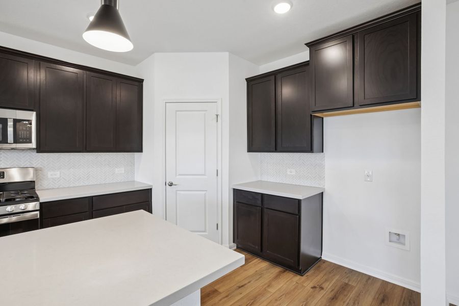 Furnished interior view inside a new home in Lisso, Pflugerville (Image 8).
