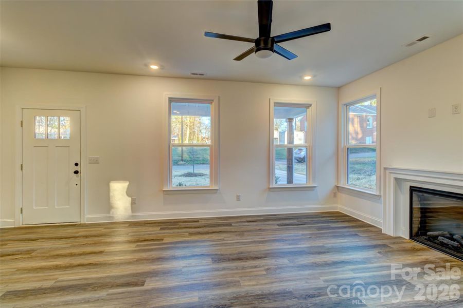 Spacious, unfurnished interior of a new home in , Cherryville (Image 12).