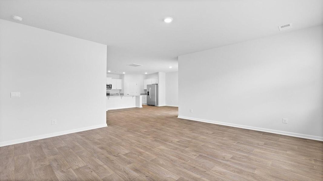 Spacious, unfurnished interior of a new home in Rivers Reach, Yemassee (Image 21).