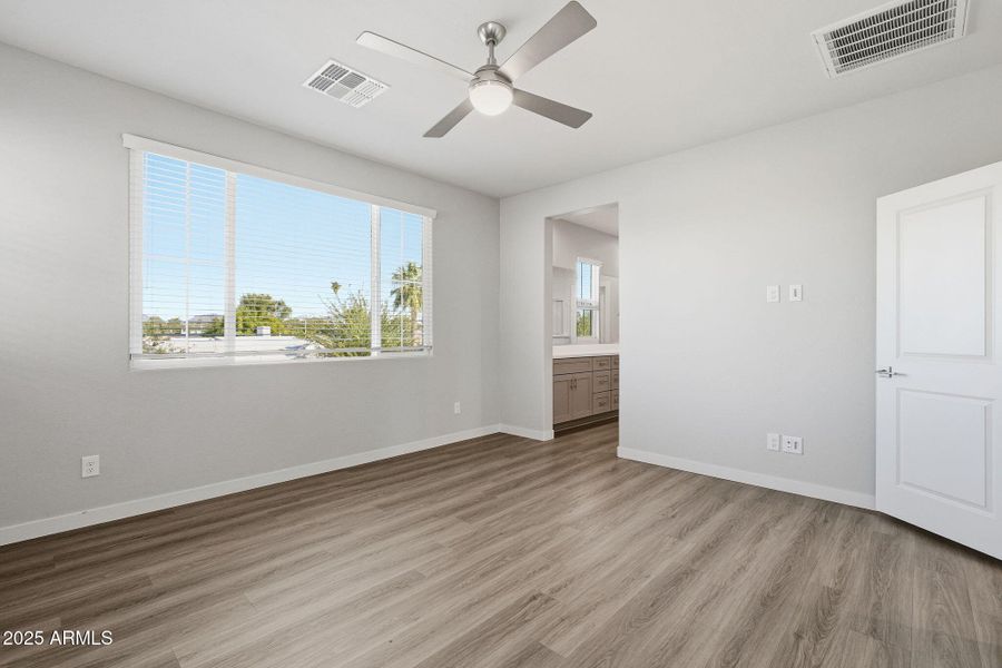 6568 N 15TH DR, Phoenix, AZ 85015