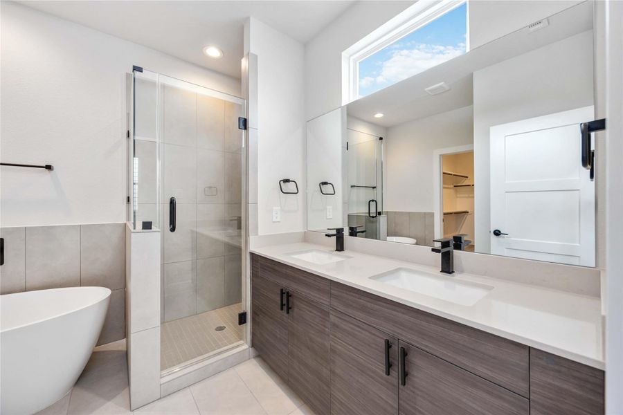 Furnished interior view inside a new home in , Houston (Image 11).