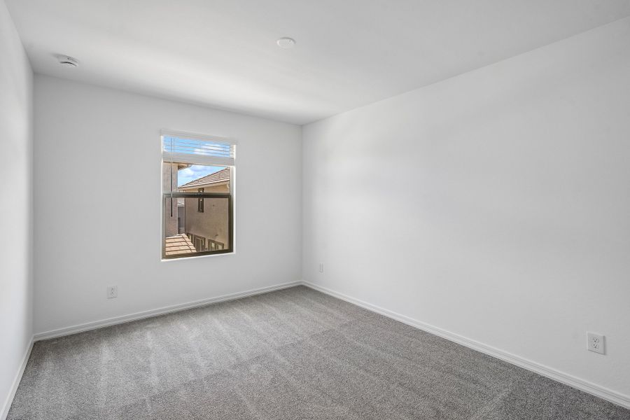 Spacious, unfurnished interior of a new home in Rancho Mercado, Surprise (Image 32).