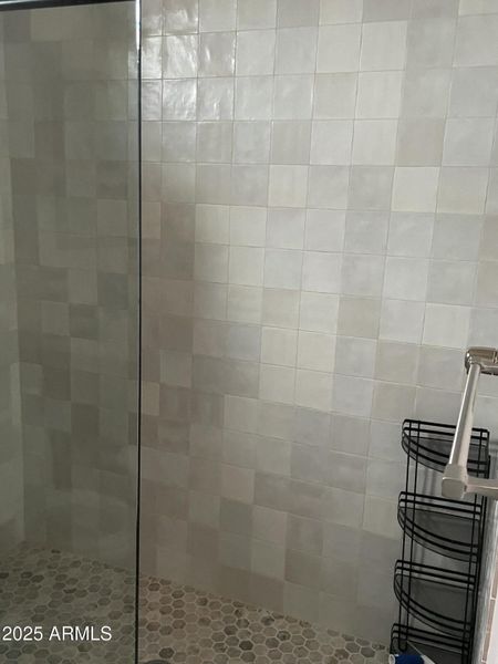 8D6D807F-EB91-4745-A338-8DF53977996A 8D6D807F-EB91-4745-A338-8DF53977996A