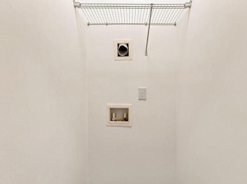 Spacious, unfurnished interior of a new home in , Rome (Image 21).