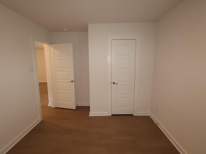 Spacious, unfurnished interior of a new home in Summerview, Fulshear (Image 20).