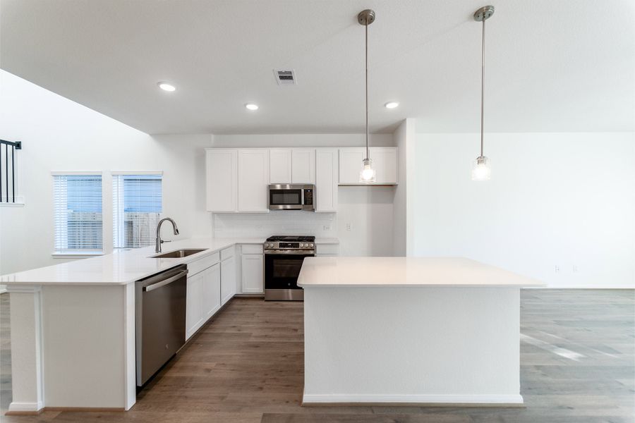 Furnished interior view inside a new home in Cielo, Conroe (Image 5).