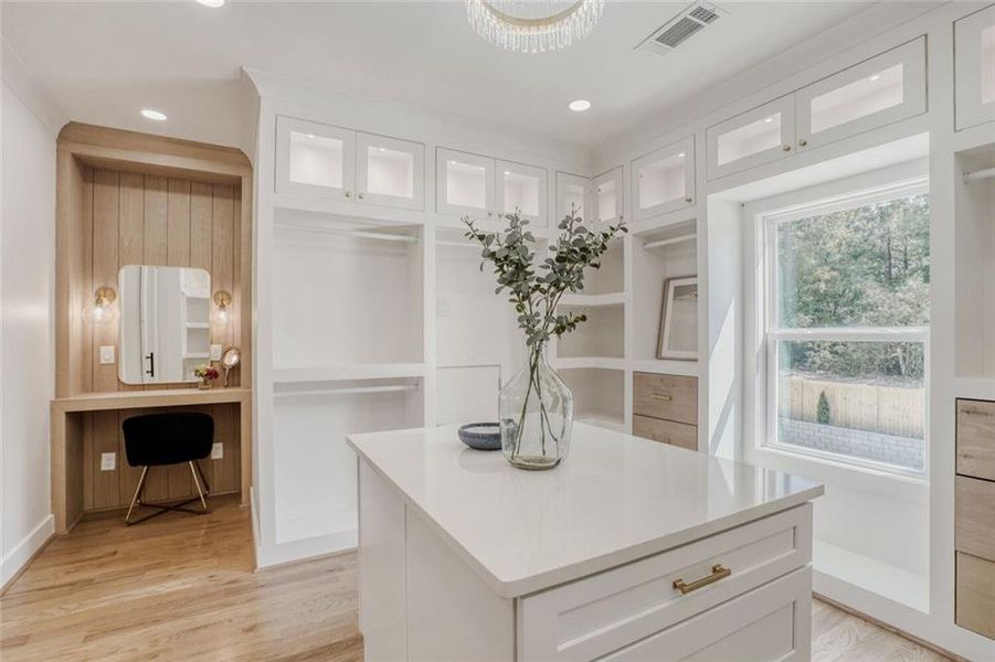 Furnished interior view inside a new home in , Grayson (Image 29).