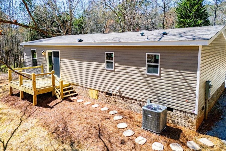 Exterior details and patio area of a home in , Waco (Image 34).