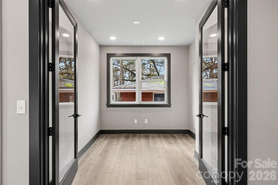 Spacious, unfurnished interior of a new home in , Charlotte (Image 17).