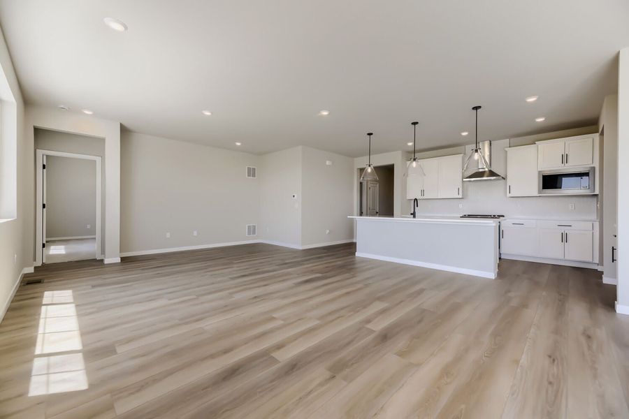 4br New Home in Berthoud, CO.  - Slide 7