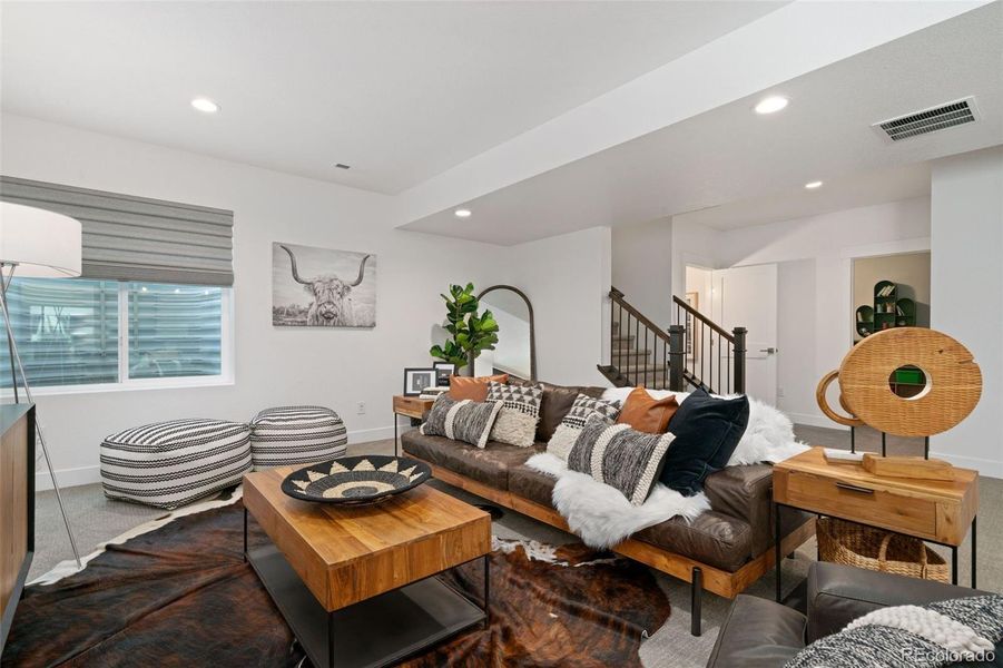 Furnished interior view inside a new home in Aurora Highlands, Aurora (Image 12).