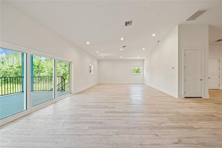 Spacious, unfurnished interior of a new home in , Tarpon Springs (Image 12). Spacious, unfurnished interior of a new home in , Tarpon Springs (Image 12).