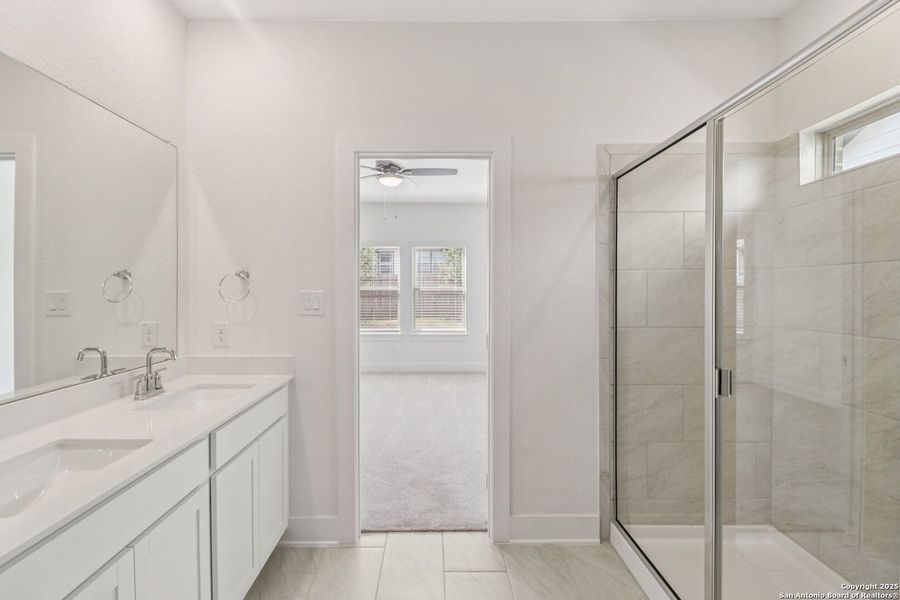 Furnished interior view inside a new home in Comanche Ridge, San Antonio (Image 8). Furnished interior view inside a new home in Comanche Ridge, San Antonio (Image 8).