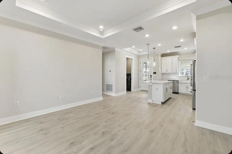 Spacious, unfurnished interior of a new home in , Bradenton (Image 15). Spacious, unfurnished interior of a new home in , Bradenton (Image 15).