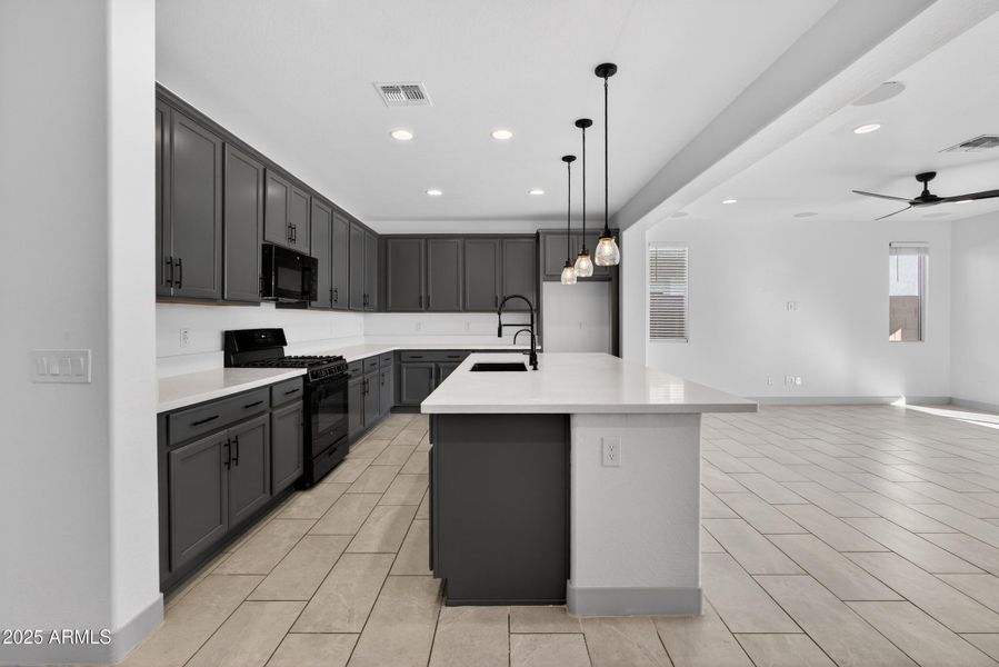 8_6x7a8254 8_6x7a8254