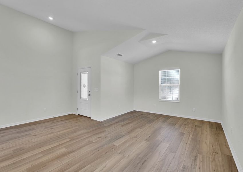 Enjoy family dinners in the dining room