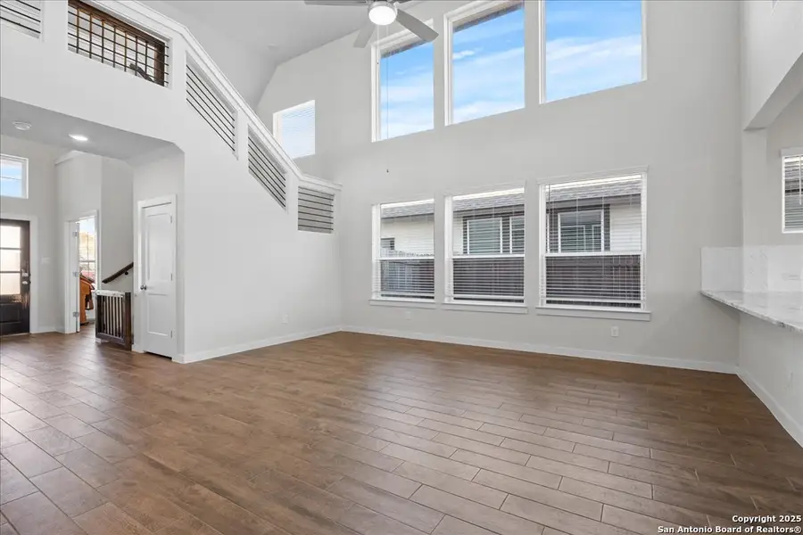 Spacious, unfurnished interior of a new home in August Fields, New Braunfels (Image 13).